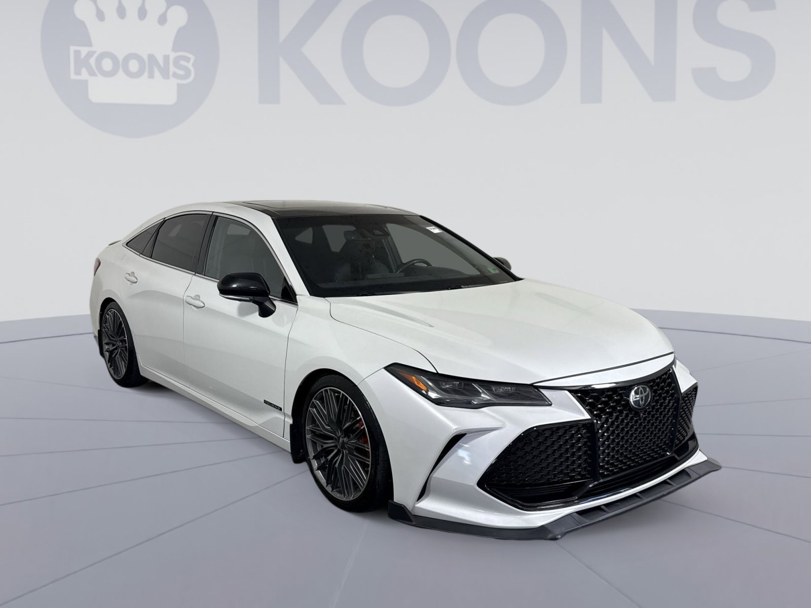 Used 2019 Toyota Avalon Touring w/ Advanced Safety Package FWD image 10