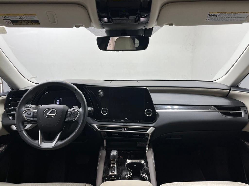 Used 2024 Lexus RX 350 FWD w/ Technology Package image 18
