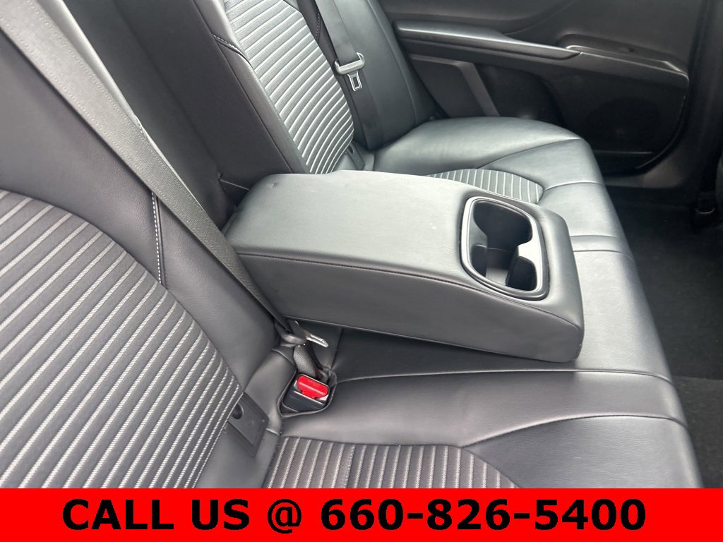 Used 2023 Toyota Camry SE image 11
