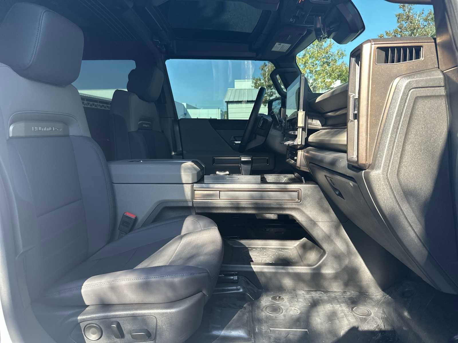 Certified 2025 GMC Hummer EV 3X w/ Extreme Off-Road Package image 19