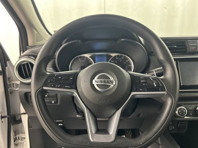 Used 2021 Nissan Versa S FWD image 9