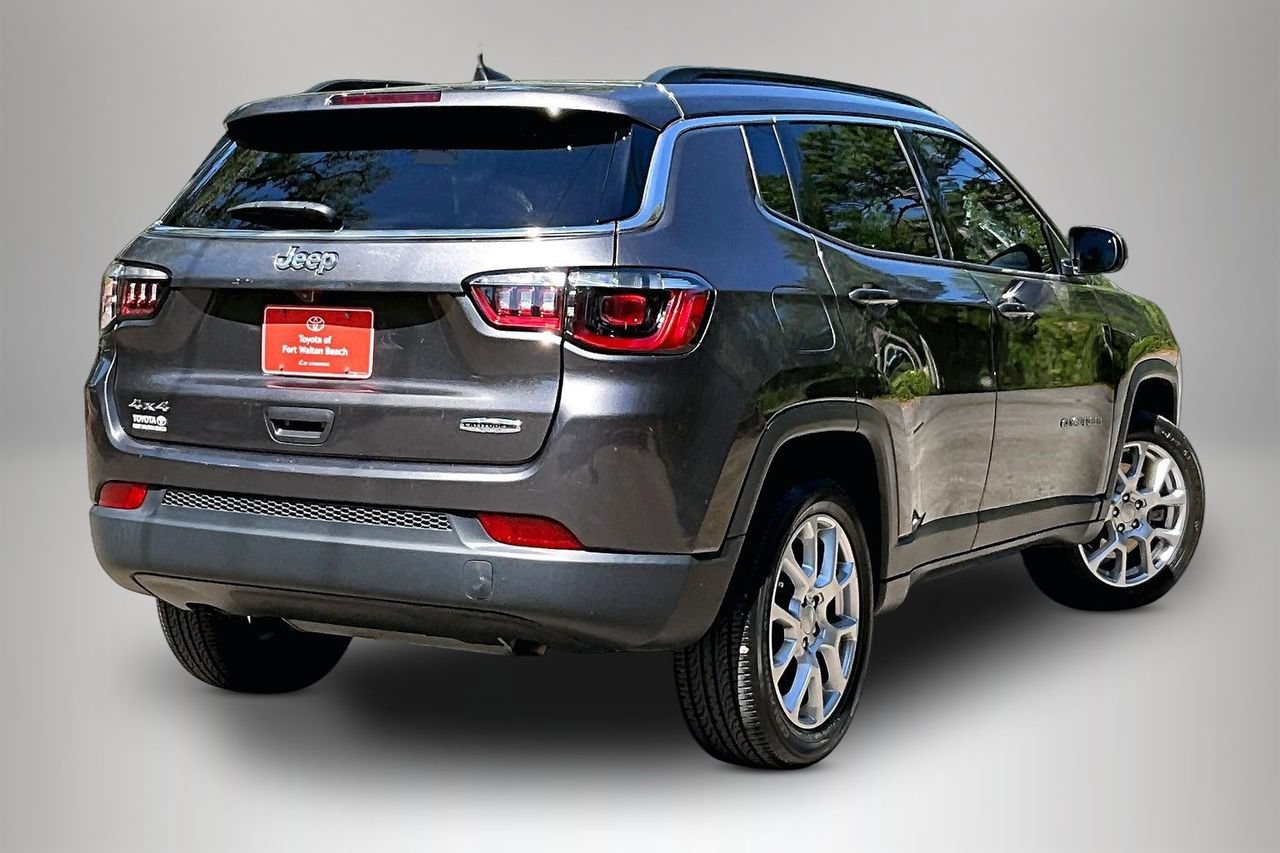 Used 2023 Jeep Compass Latitude AWD/4WD image 5