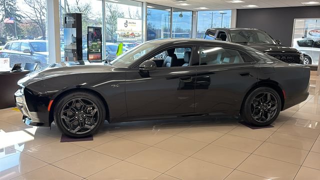 New 2026 Dodge Charger R/T AWD/4WD image 3