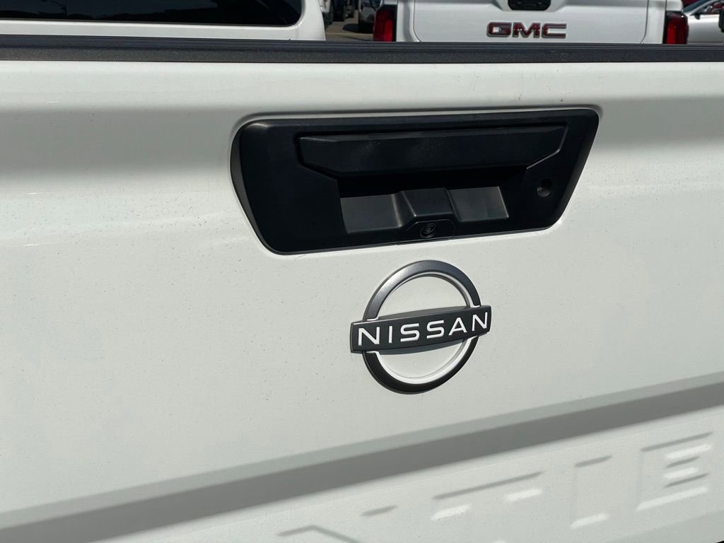 Certified 2023 Nissan Frontier SV image 32