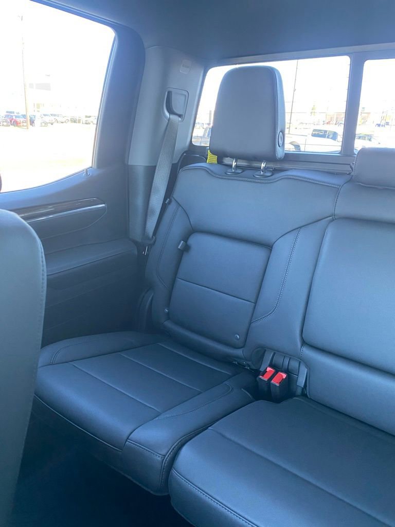 Used 2025 Chevrolet Silverado 1500 LT Trail Boss w/ LT Trail Boss Premium Package AWD/4WD image 18