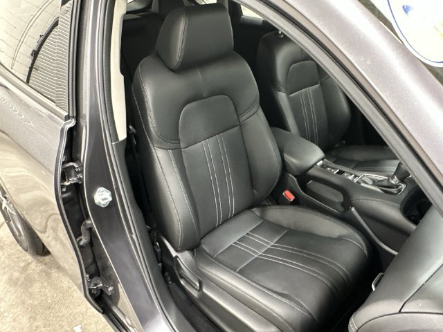 Used 2024 Honda HR-V EX-L image 16