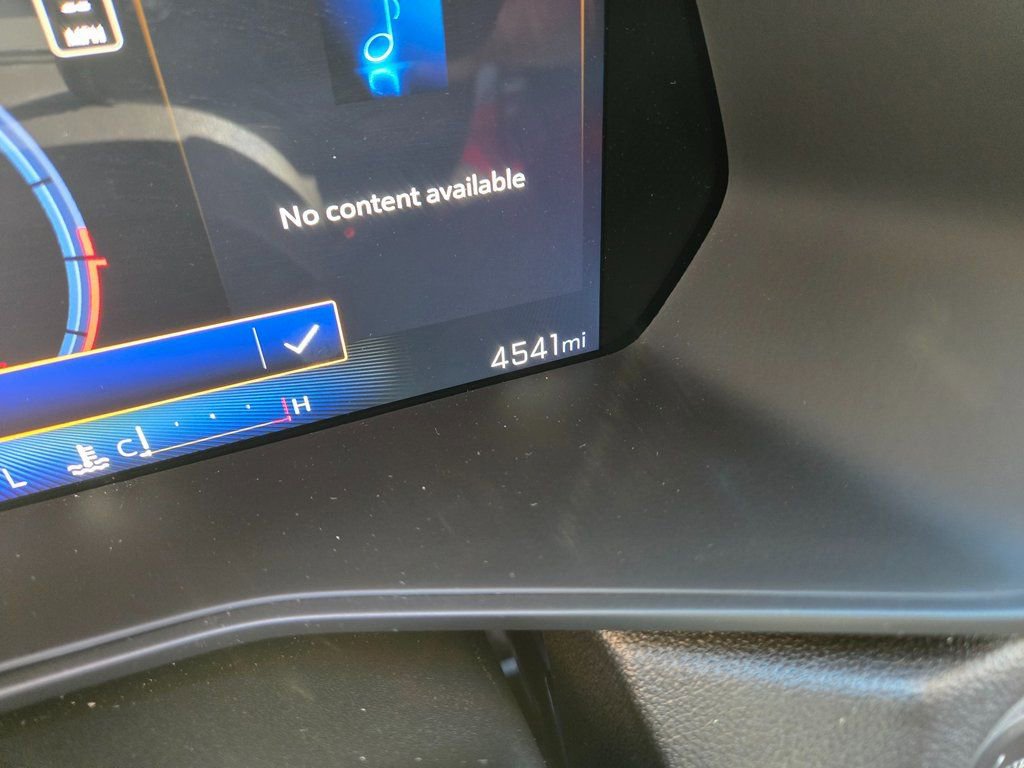 Used 2024 Chevrolet Colorado Trail Boss w/ Advanced Trailering Package image 11