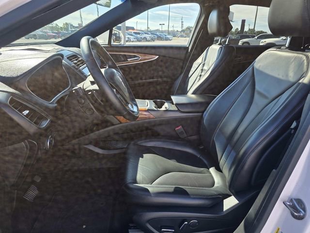 Used 2019 Lincoln Nautilus Select w/ Class II Trailer Tow Package image 8