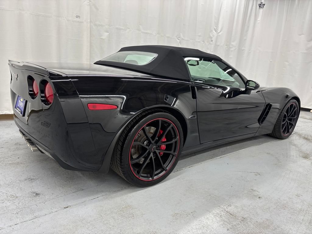 Used 2013 Chevrolet Corvette 427 w/ 1SB Preferred Equipment Group image 5