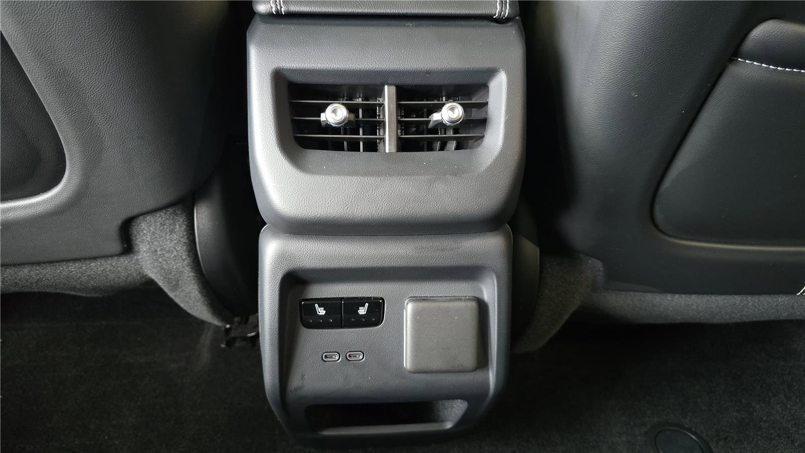 Used 2025 Cadillac Optiq Sport 2 w/ LPO, Floor Liner Package image 20