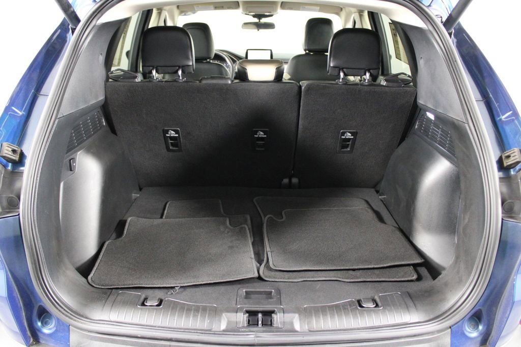 Used 2020 Ford Escape SEL image 16