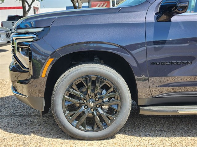 New 2025 Chevrolet Suburban Premier image 7