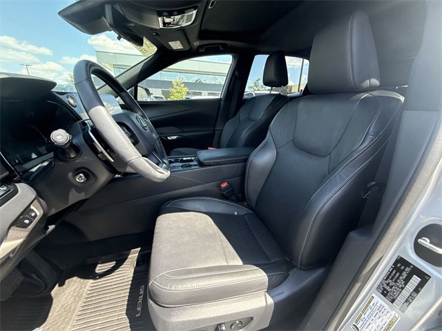 Used 2024 Lexus RX 350 AWD image 11
