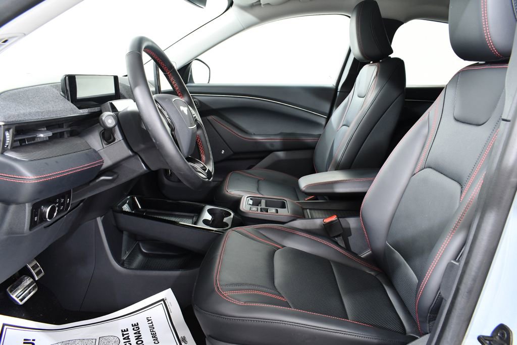 Used 2025 Ford Mustang Mach-E Premium w/ Sport Appearance Package image 6