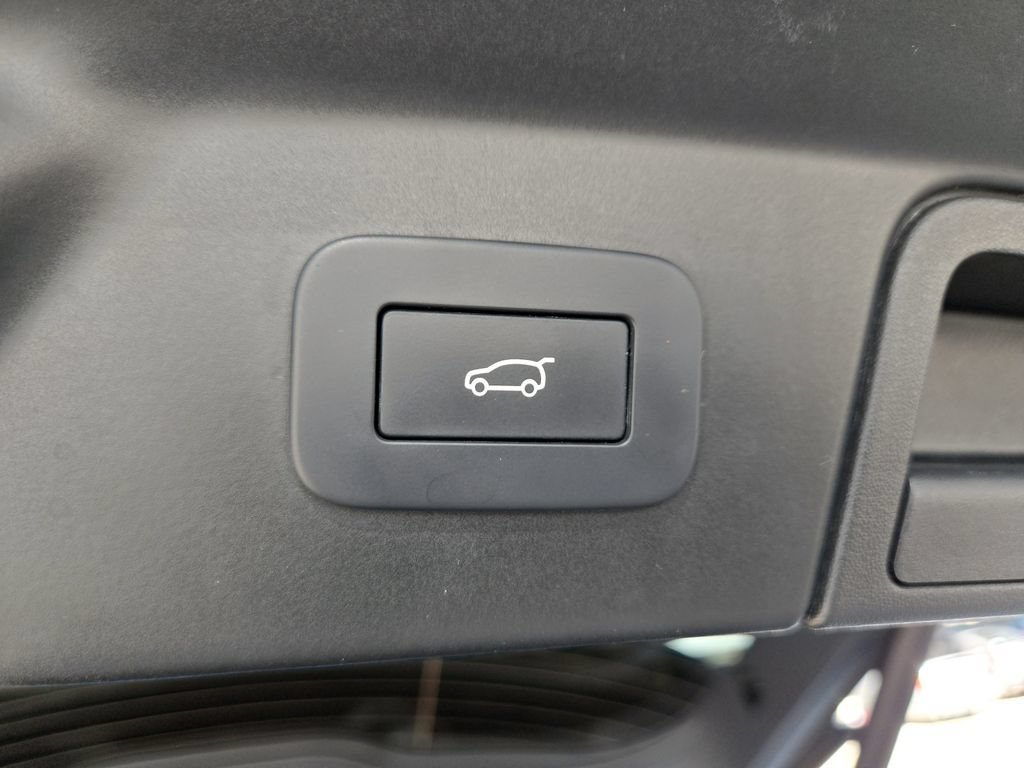 Used 2025 Land Rover Range Rover Velar Dynamic SE AWD/4WD image 31