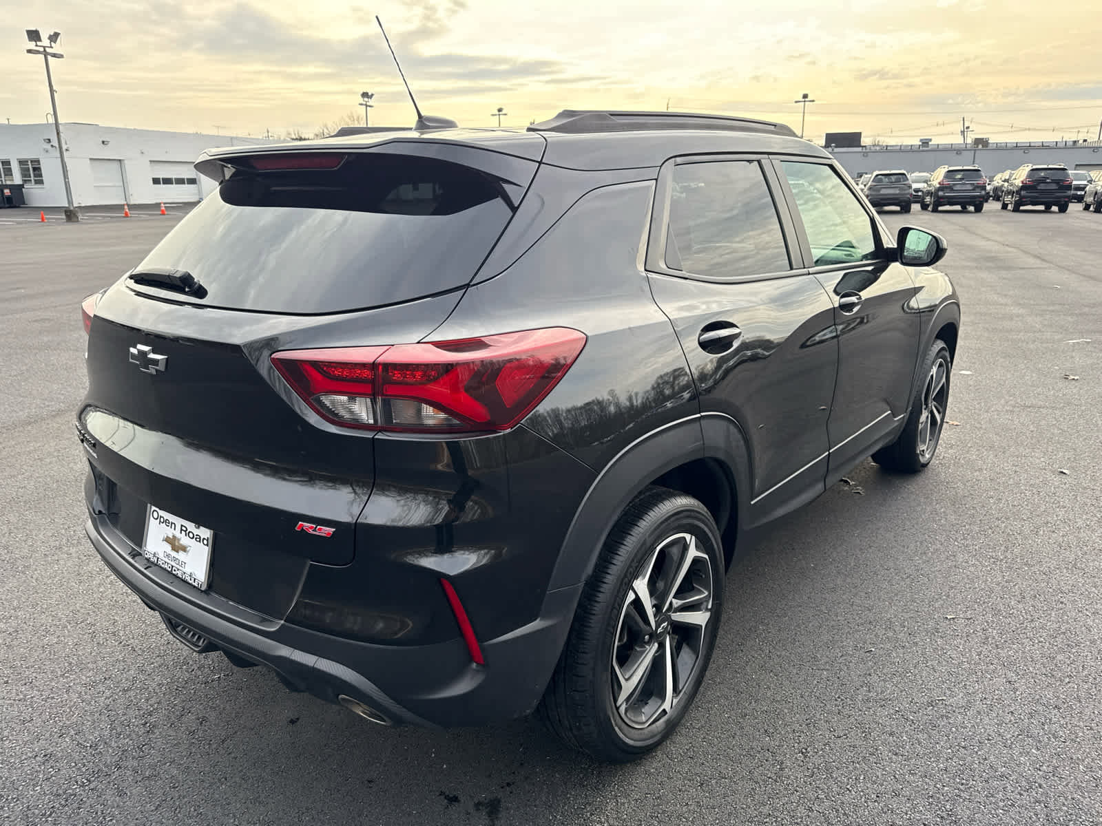 Used 2023 Chevrolet TrailBlazer RS w/ Sun and Liftgate Package image 8