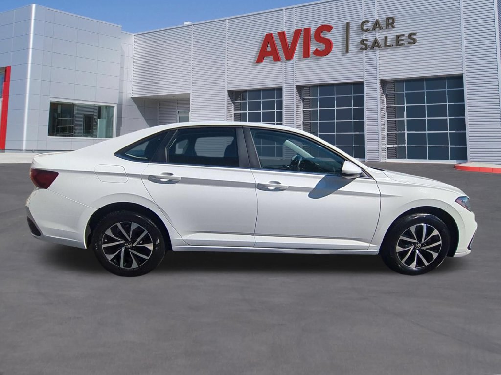 Used 2025 Volkswagen Jetta S FWD image 5
