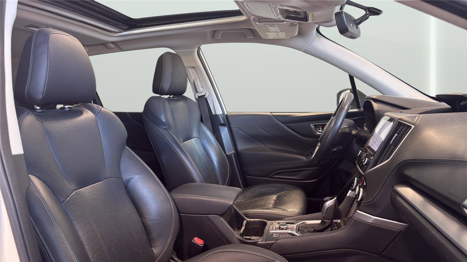 Used 2020 Subaru Forester Limited w/ Popular Package #3 image 9