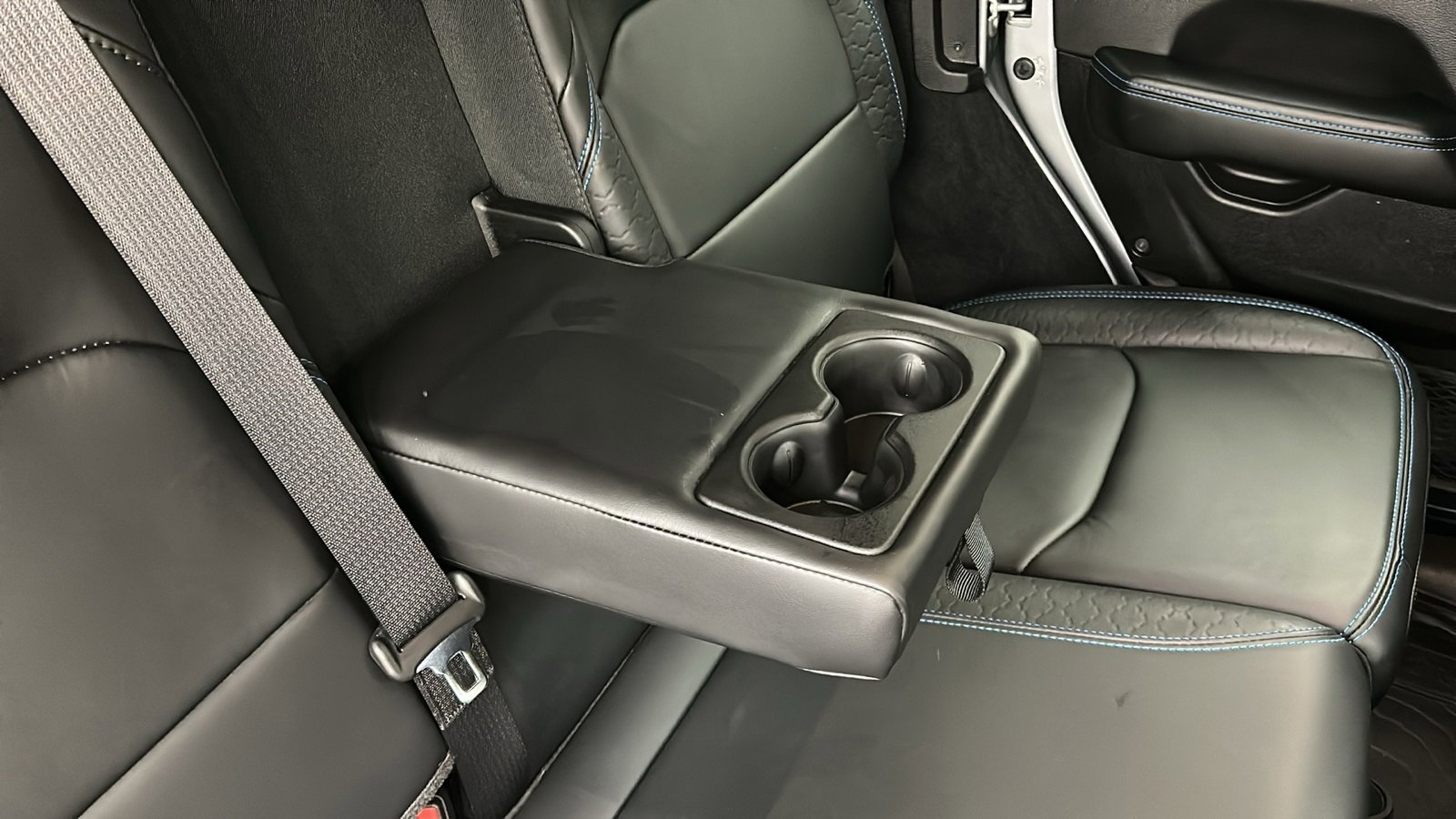 Used 2024 Jeep Wrangler High Altitude image 37