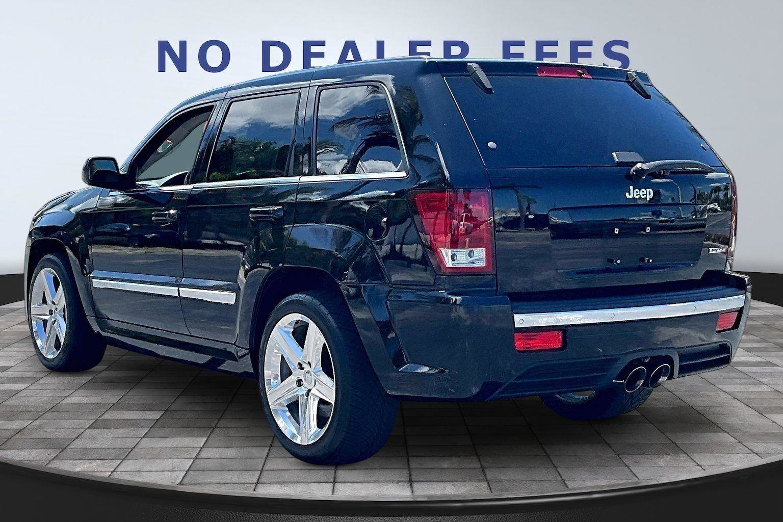 Used 2006 Jeep Grand Cherokee SRT8 w/ SRT Option Group I AWD/4WD image 4