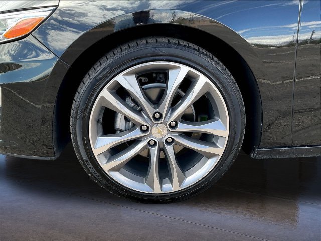 Used 2024 Chevrolet Malibu LT FWD image 33