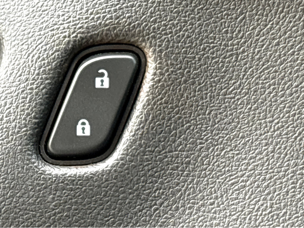 Used 2019 Chevrolet Impala LS image 25