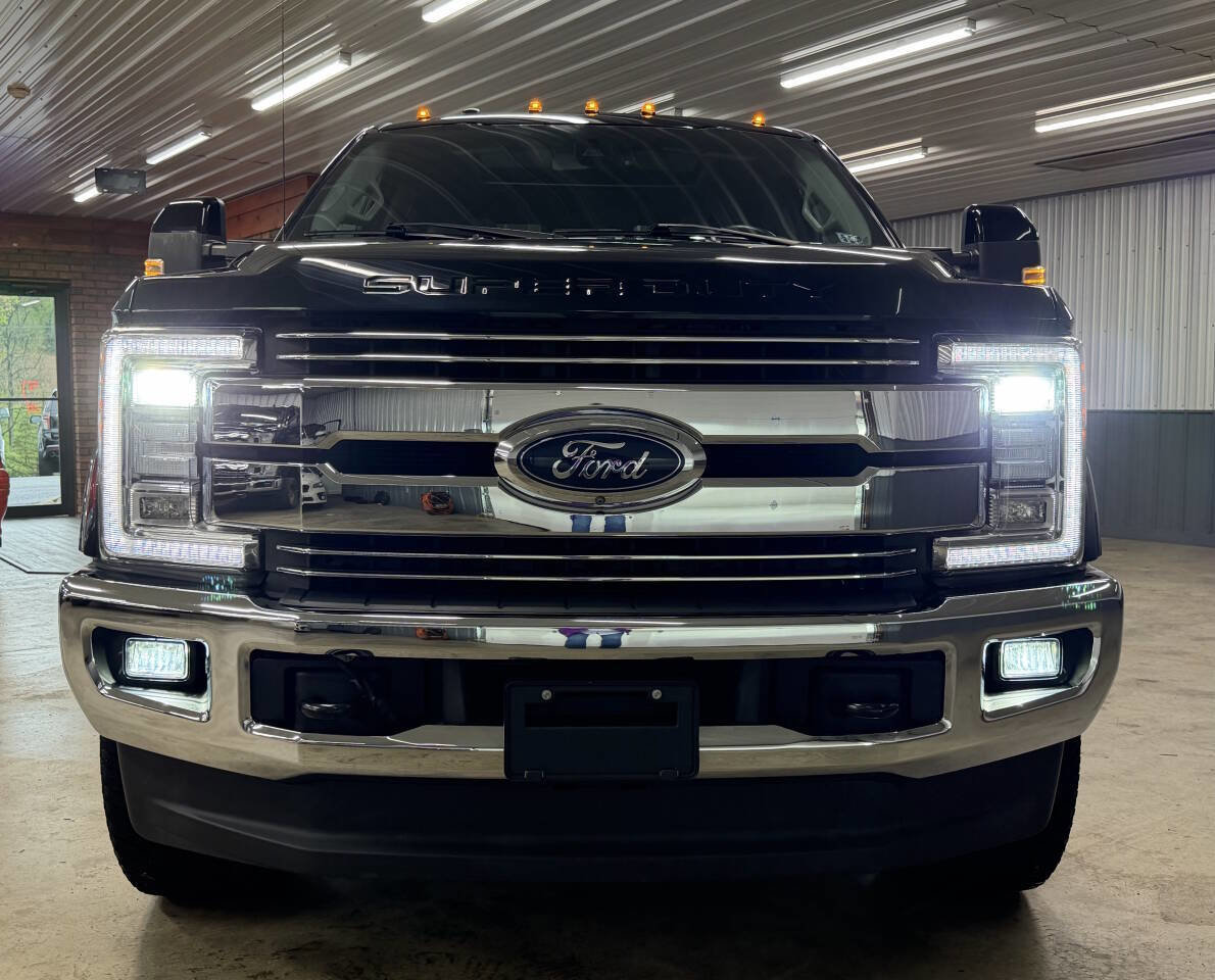 Used 2017 Ford F350 Lariat w/ Lariat Ultimate Package AWD/4WD image 7