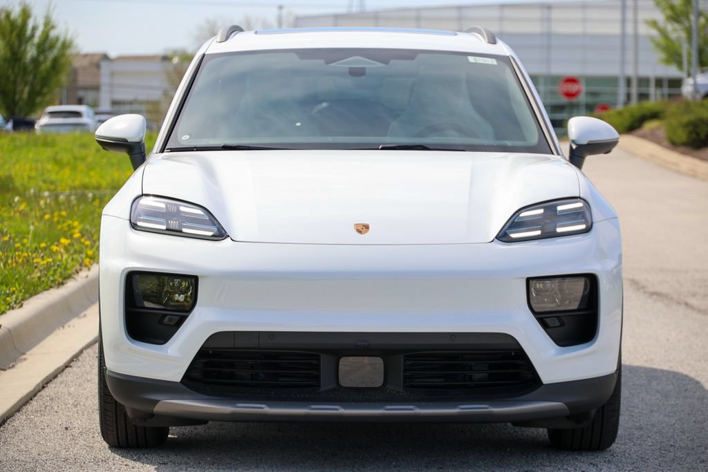 New 2026 Porsche Macan 4 Electric AWD/4WD image 37