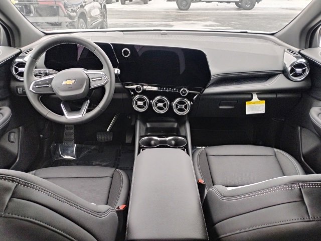 New 2026 Chevrolet Blazer EV LT image 12