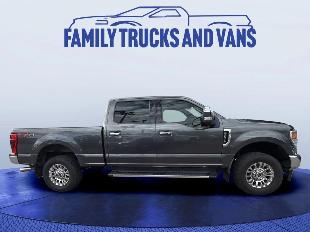 Used 2020 Ford F250 4x4 Crew Cab Super Duty image 6