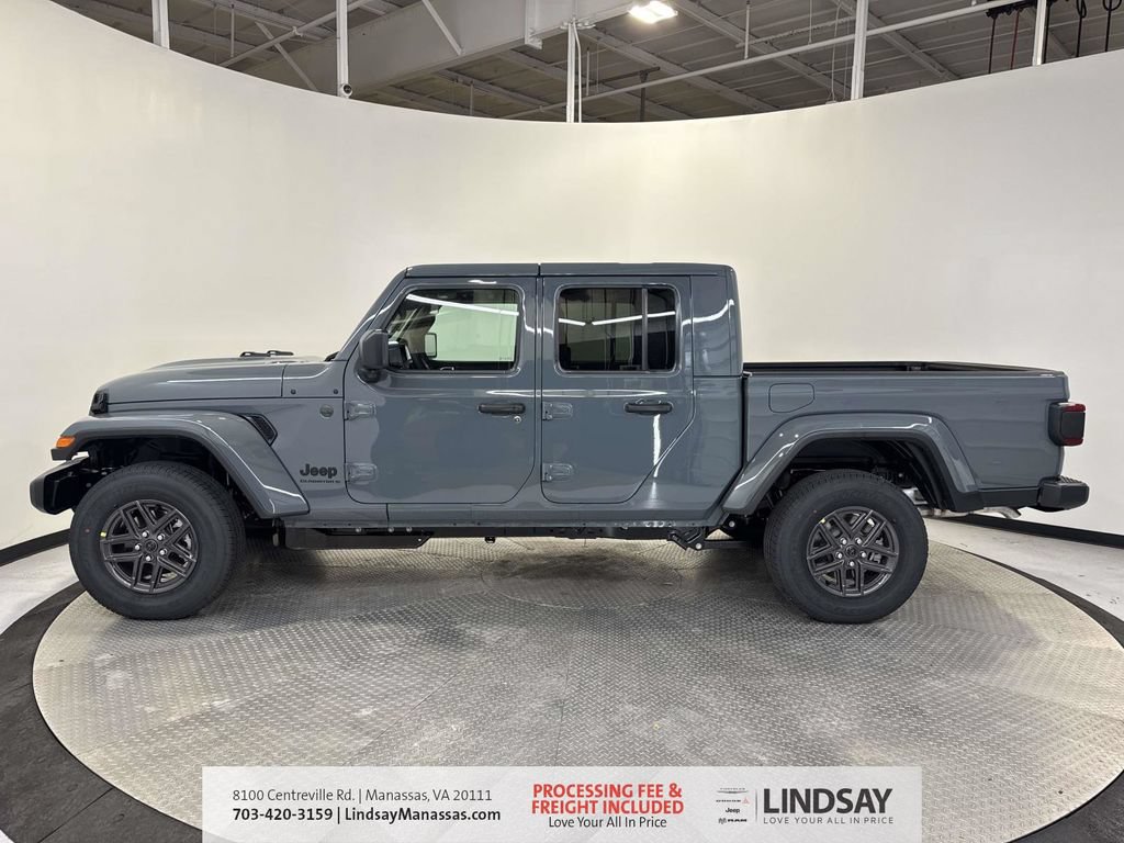 New 2026 Jeep Gladiator Sport AWD/4WD image 5