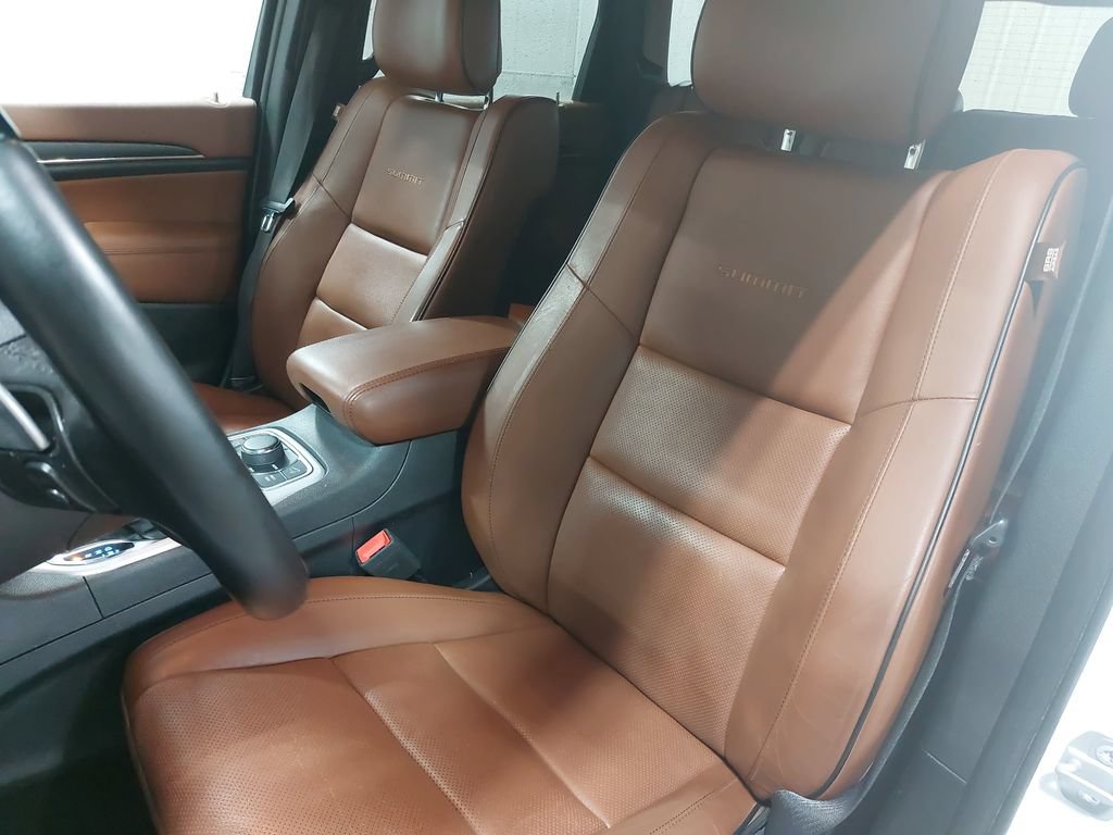 Used 2019 Jeep Grand Cherokee Summit AWD/4WD image 14