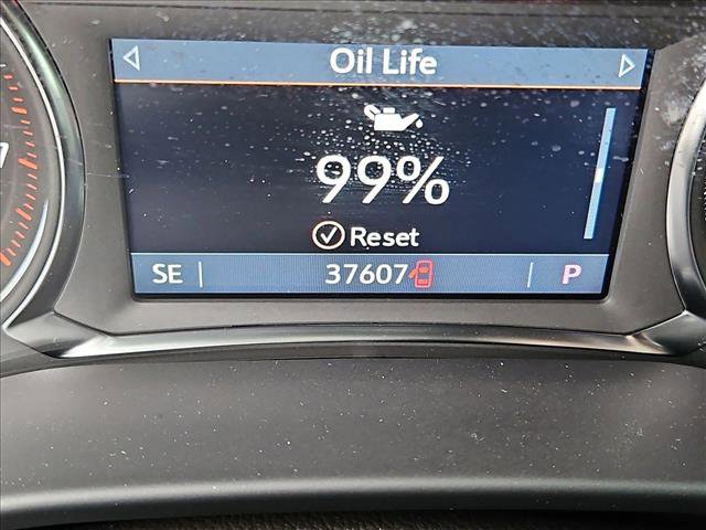 Used 2023 GMC Acadia SLE w/ Driver Convenience Package image 11