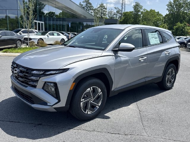 New 2026 Hyundai Tucson Blue SE AWD/4WD image 3
