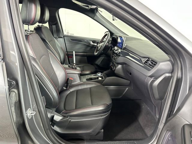 Used 2024 Ford Escape ST-Line image 28