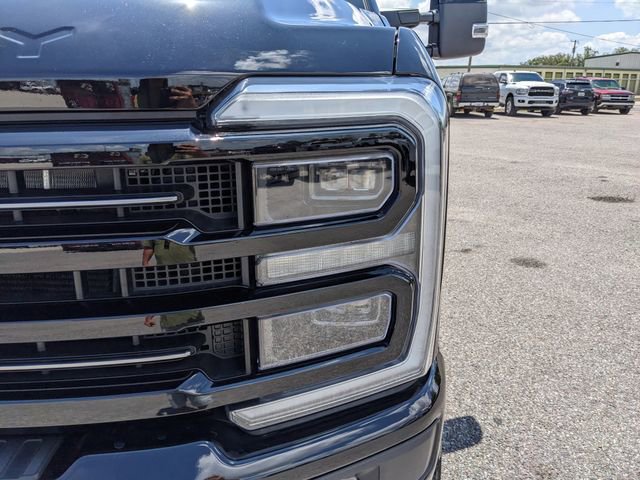 New 2025 Ford F350 Platinum w/ FX4 Off-Road Package AWD/4WD image 9