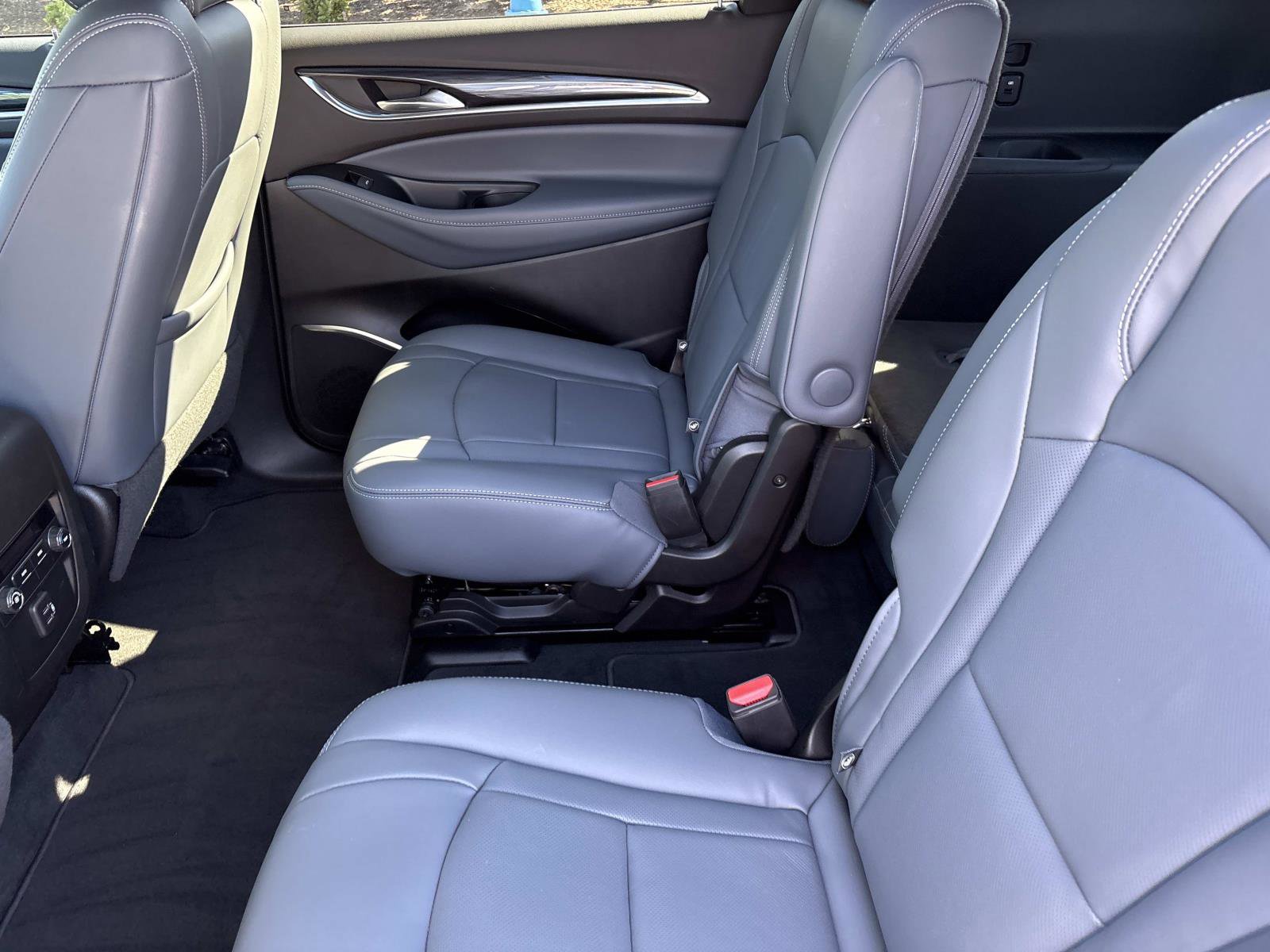 Certified 2023 Buick Enclave Essence w/ Experience Buick Package image 28