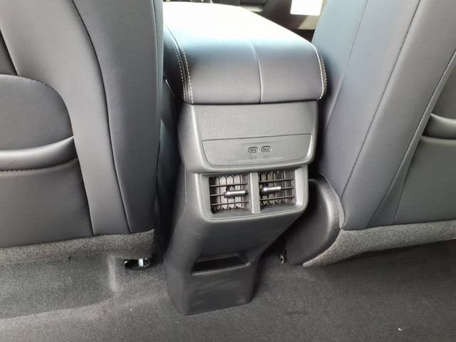 New 2027 GMC Terrain Elevation w/ Elevation Premium Package AWD/4WD image 16