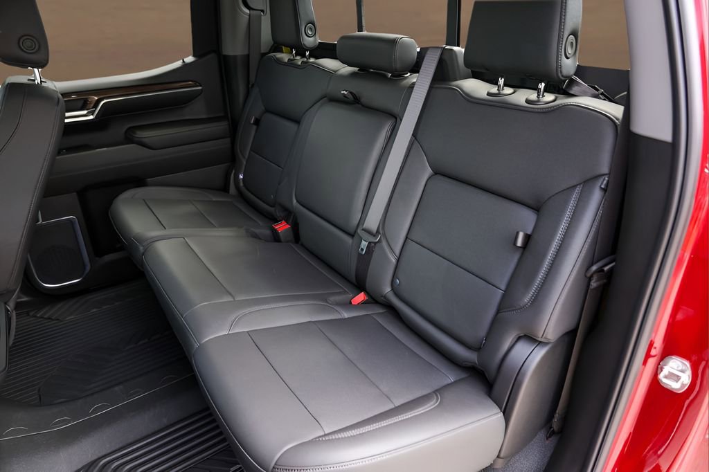 Used 2024 Chevrolet Silverado 1500 LT Trail Boss w/ Convenience Package II AWD/4WD image 23