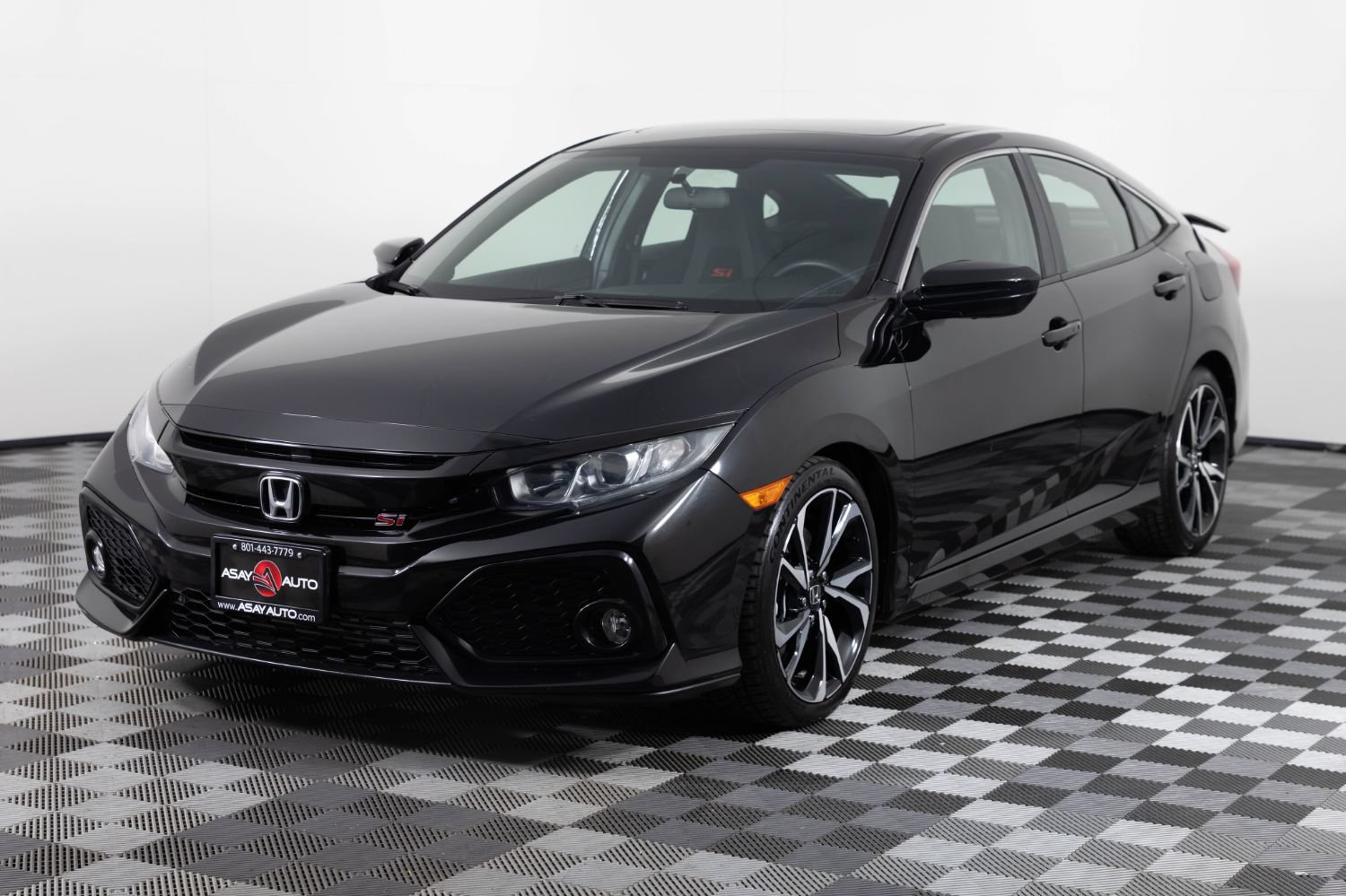 Used 2018 Honda Civic Si image 2