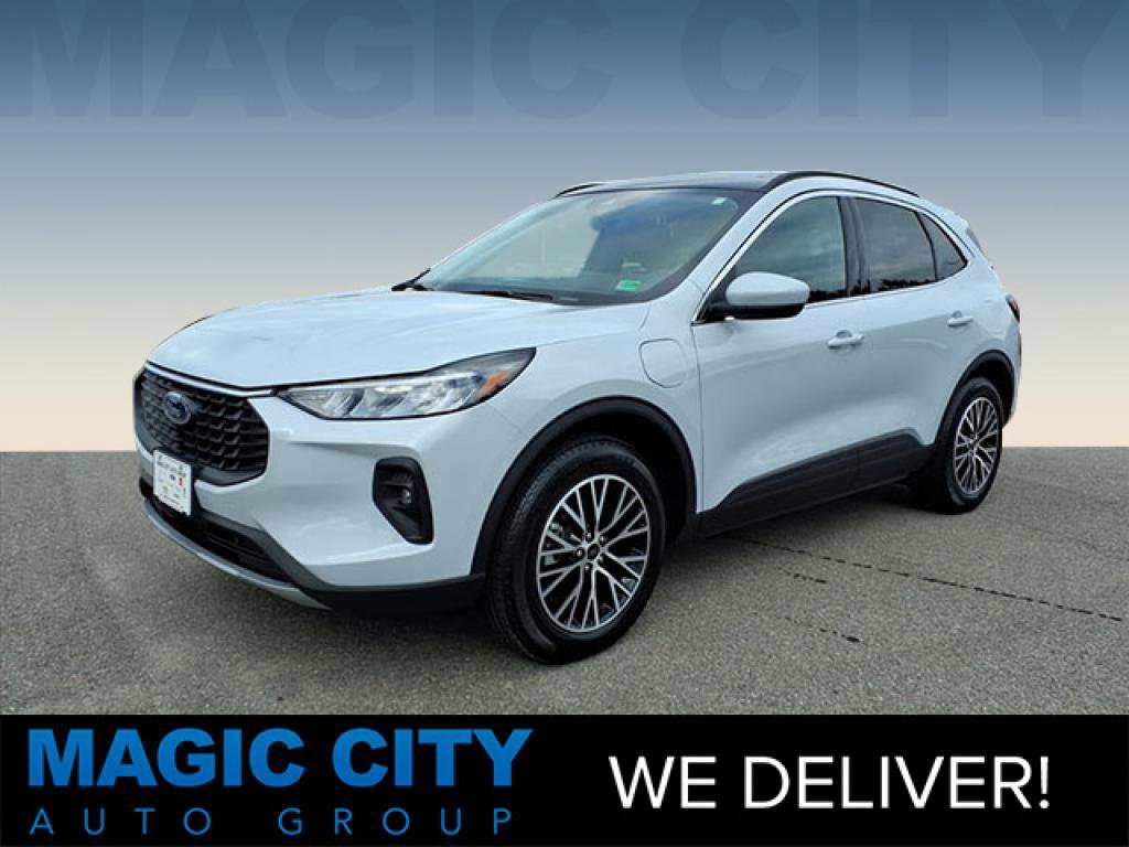 Used 2025 Ford Escape SE