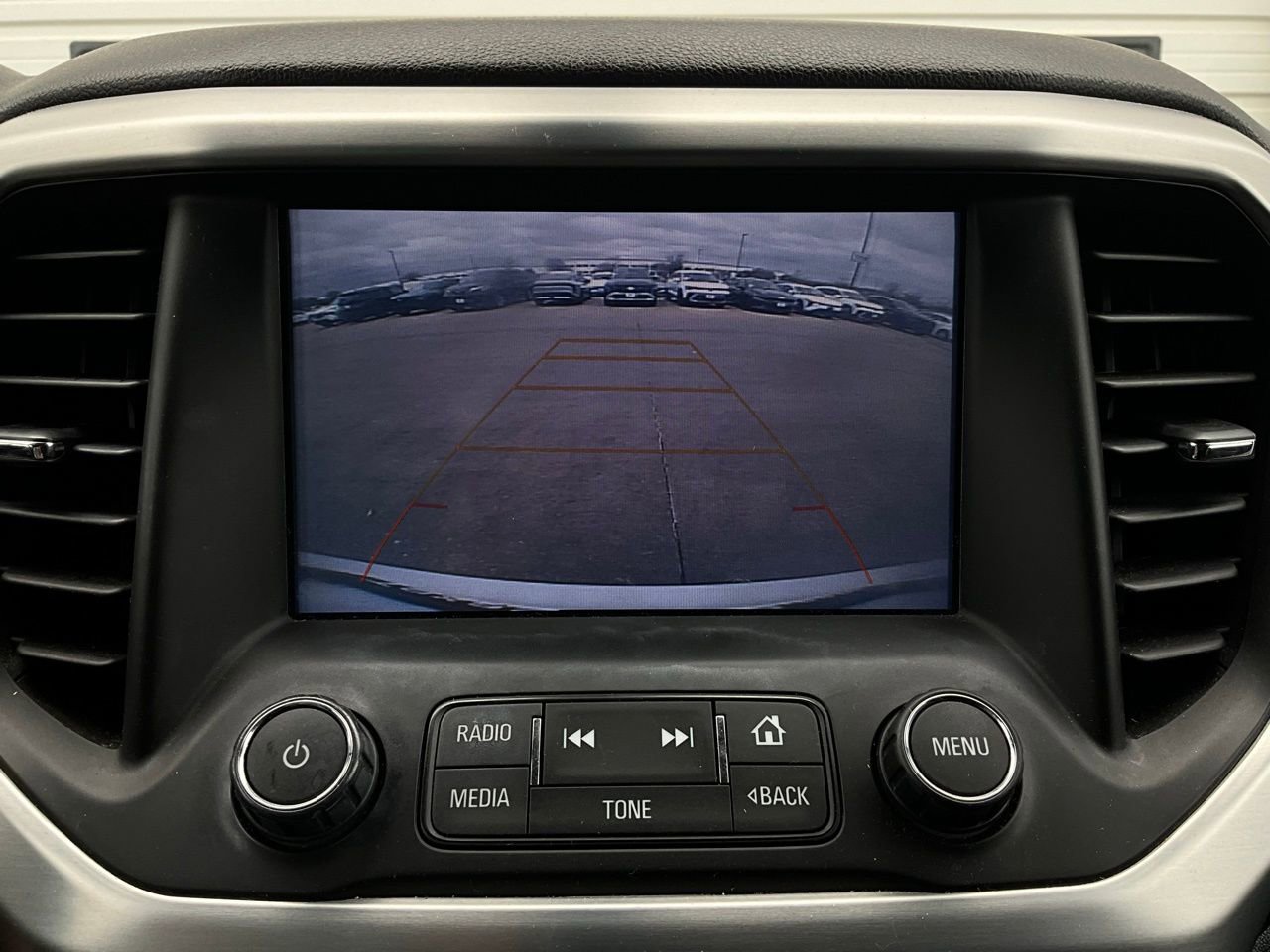 Used 2018 GMC Acadia SLT image 36