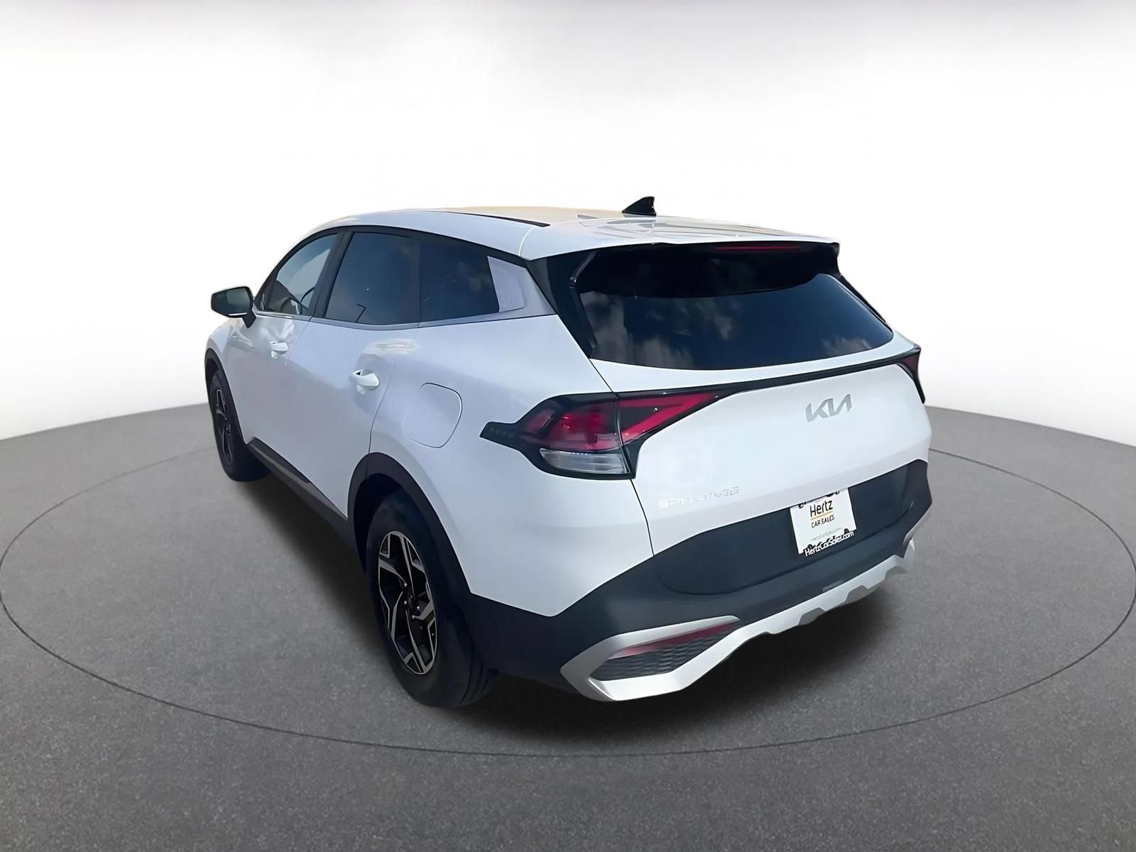 Used 2025 Kia Sportage LX image 11