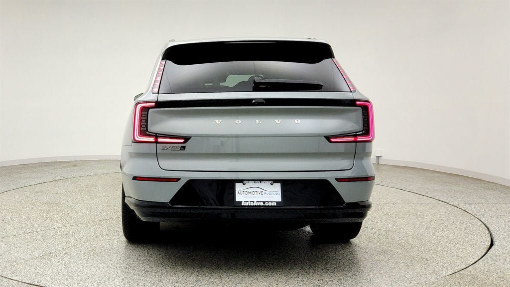 Used 2025 Volvo EX90 Ultra AWD/4WD image 6