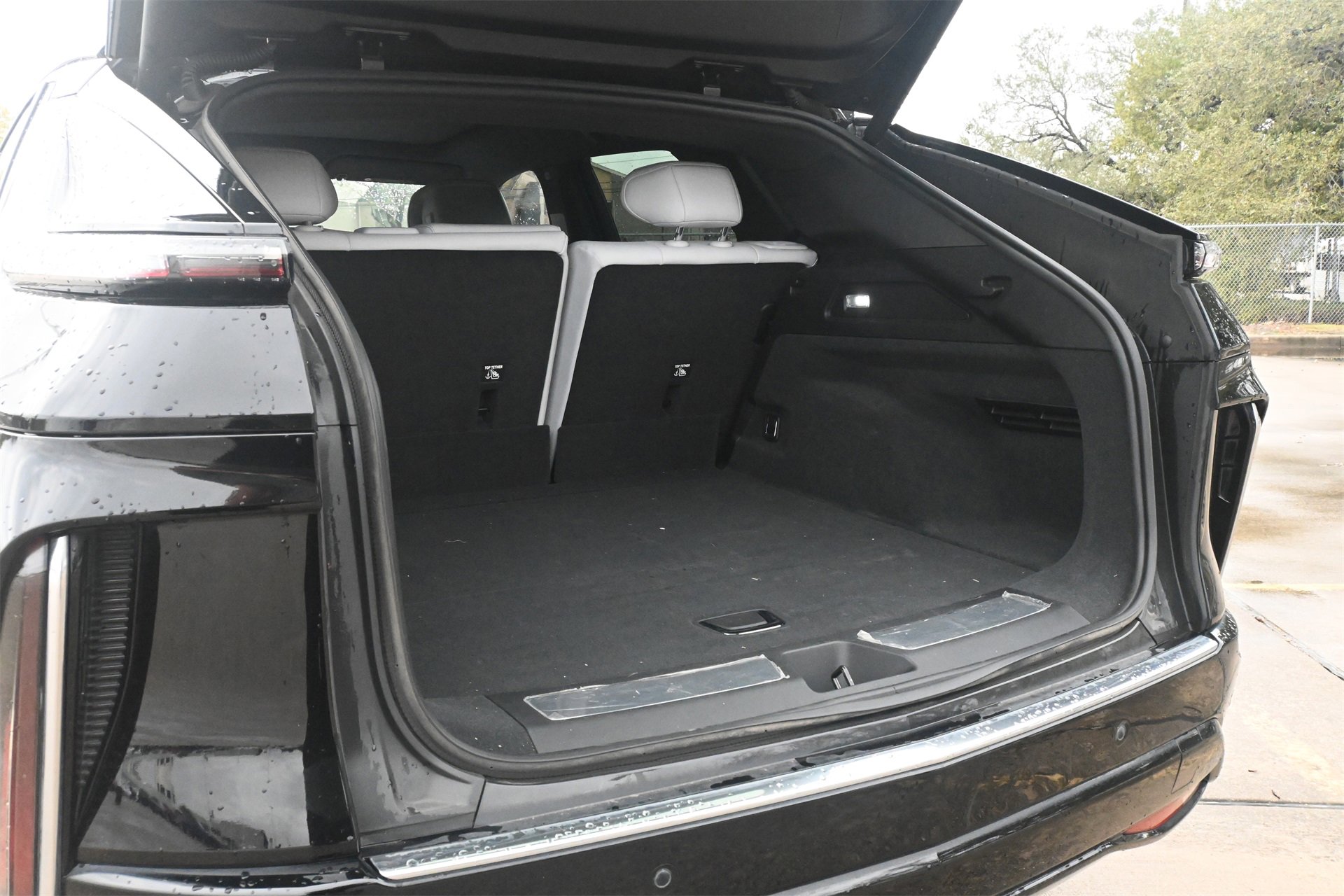 Certified 2024 Cadillac Lyriq Luxury image 23