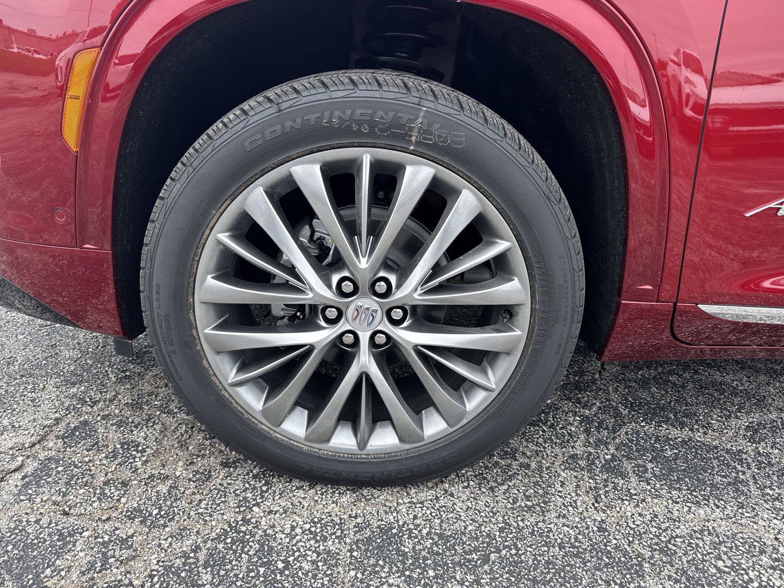 New 2026 Buick Enclave Avenir w/ Super Cruise Package FWD image 10