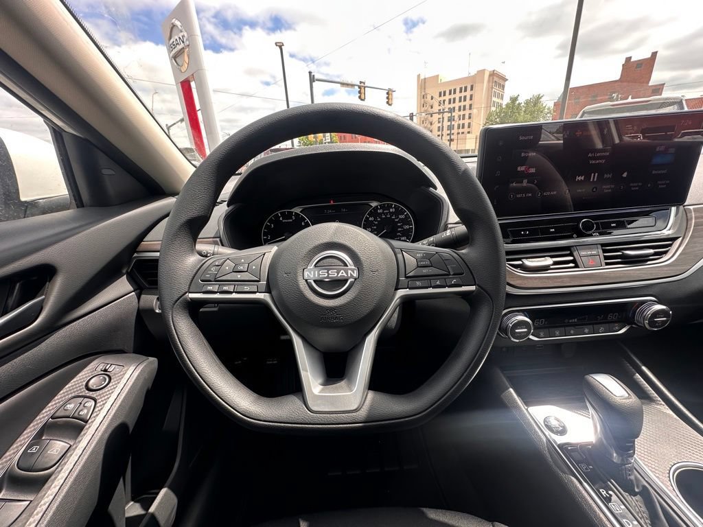 New 2026 Nissan Altima 2.5 SV w/ SV Special Edition Package FWD image 16