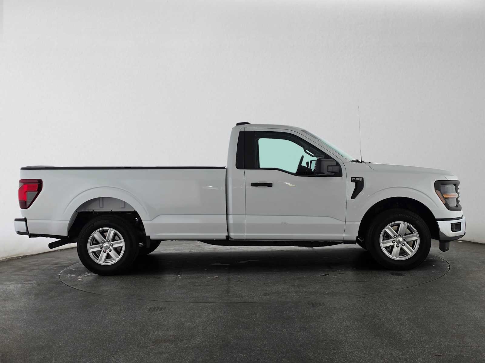 Used 2024 Ford F150 XL w/ Equipment Group 103A High RWD image 2