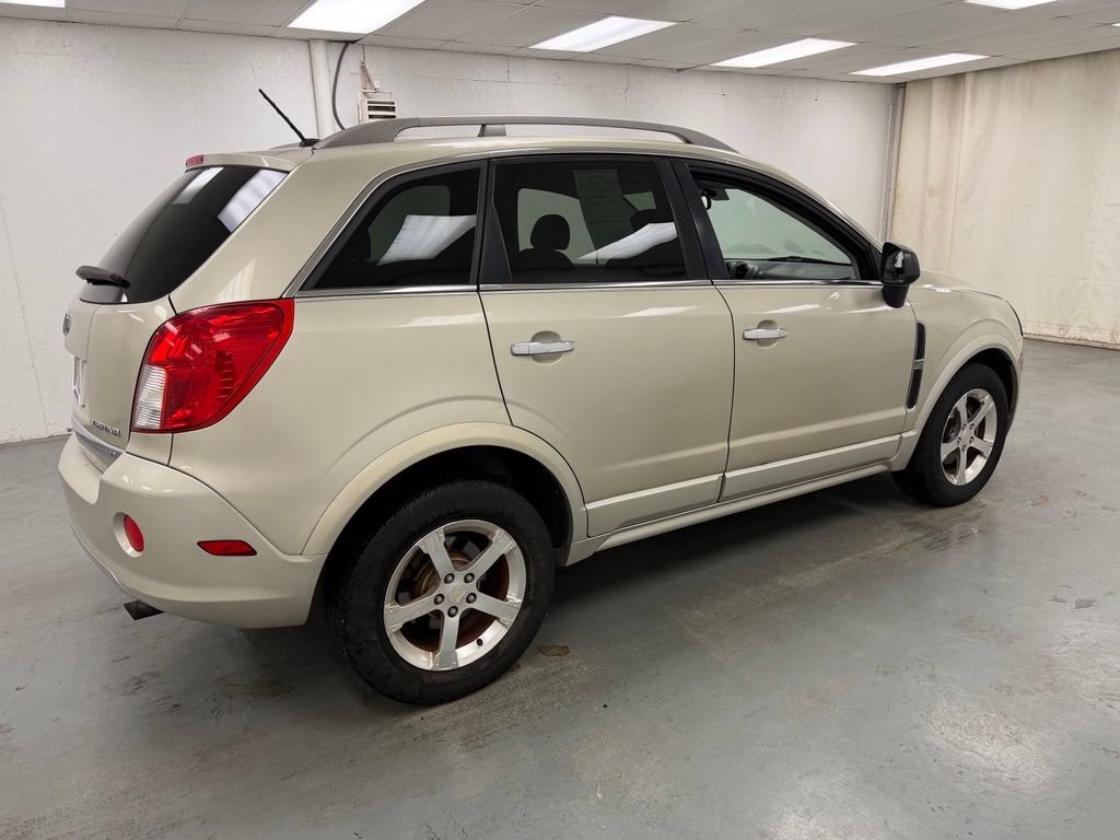Used 2014 Chevrolet Captiva Sport LT FWD image 6