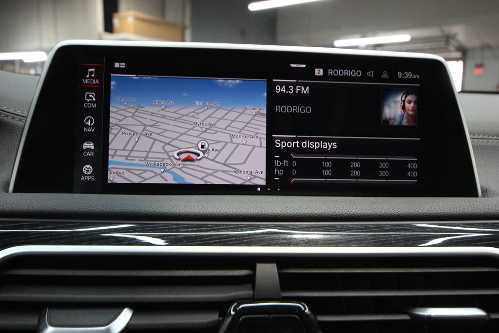 Used 2022 BMW 740i xDrive w/ Premium Package AWD/4WD image 26
